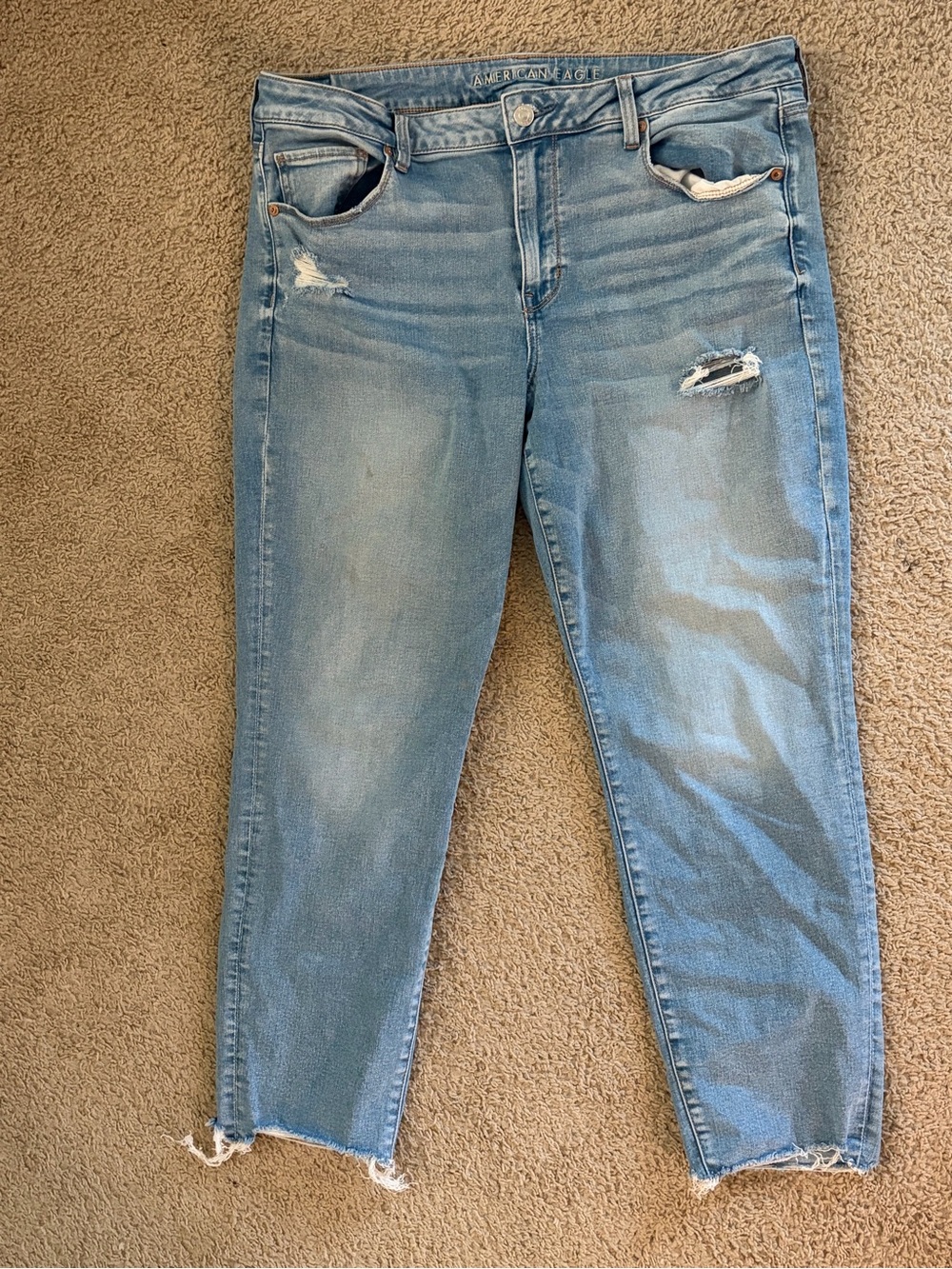 American Eagle Outfitters Light Blue Ripped Ankle Jeans